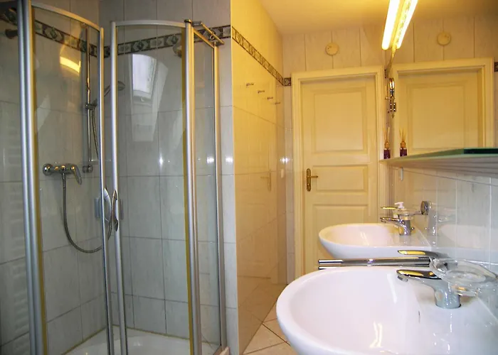 别墅 Baroni Bf Nur 200m Vom Ostseestrand Entfernt 塞巴特黑灵斯多夫