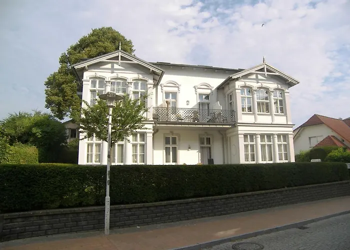 Baroni Bf Nur 200m Vom Ostseestrand Entfernt 塞巴特黑灵斯多夫